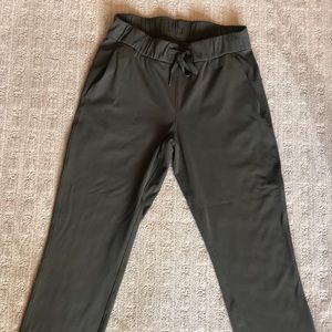 Lululemon On the fly 7/8 pant